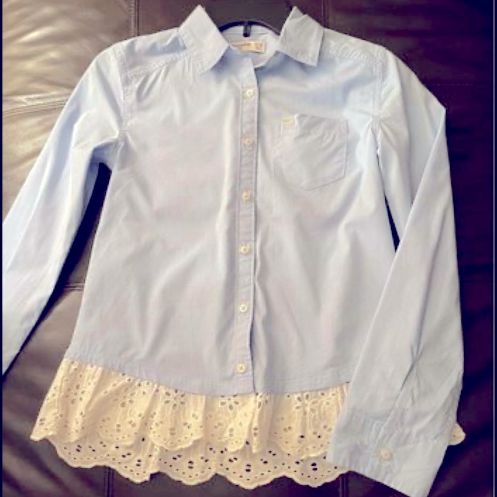 Abercrombie kids button down shirt, blue color, size 11-12T